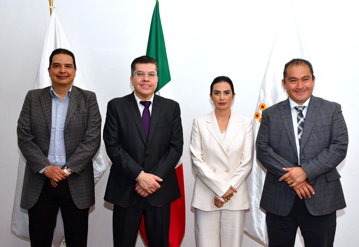 SESAEMM_'s tweet photo. 📍 Presentamos el Informe de resultados y entregamos reconocimientos por la implementación del Modelo de Gestión de Riesgos de Corrupción #MOGERIC, en el proceso de “Ventanilla Única” de la Dirección de Desarrollo y Fomento Económico del Ayuntamiento de #NaucalpanDeJuárez (@GobNau).
Acompañados por el @TRIJAEM, que forma parte del #ComitéCoordinador del #SistemaAnticorrupciónEdoMéx