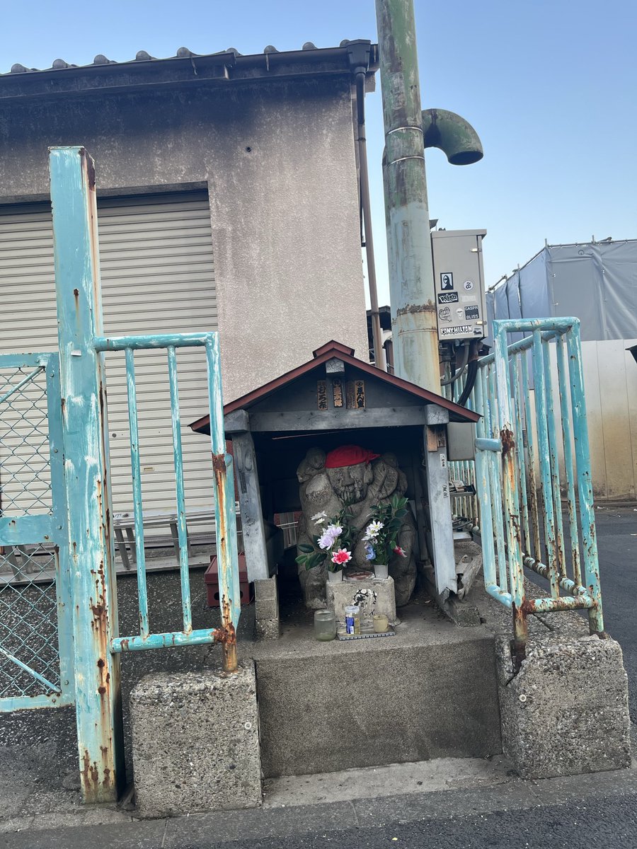 うららん tweet media