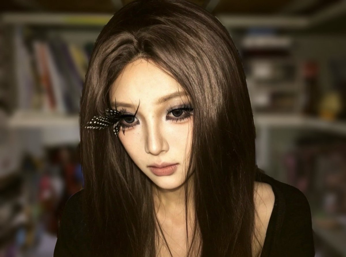 我的相册存不下了 tweet media