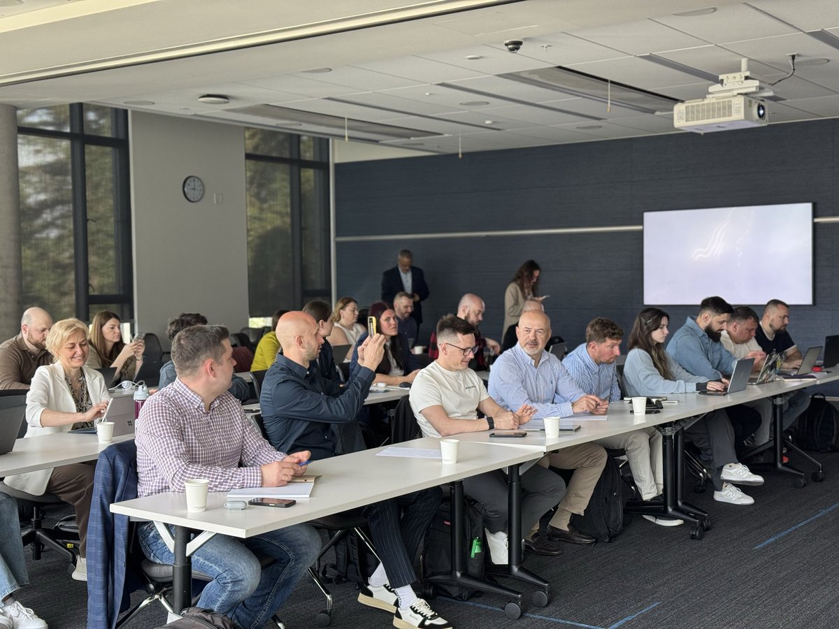 Gis_Point's tweet photo. We've joined Stage 2 of the AgriTech Business Accelerator 🌱🇺🇦

UC Berkeley lectures, pitching workshops &amp; Silicon Valley networking - all to scale Ukrainian agri-tech globally.

Excited for what's ahead. 🚀

#AgriTech #GIS #SiliconValley #StartupEcosystem https://t.co/mEaQDzZKaM