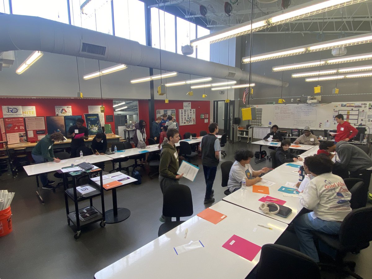 Excel_TECC_ITP's tweet photo. Welcome to the @ExcelTECC ITP Pre-Apprenticeship Class of 2028!  Looking forward to seeing you again in August. https://t.co/KFai5472ko