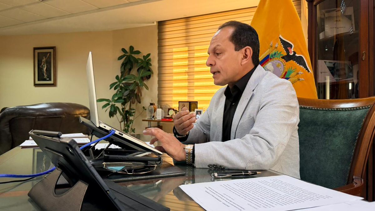 Defensoría Pública del Ecuador tweet media