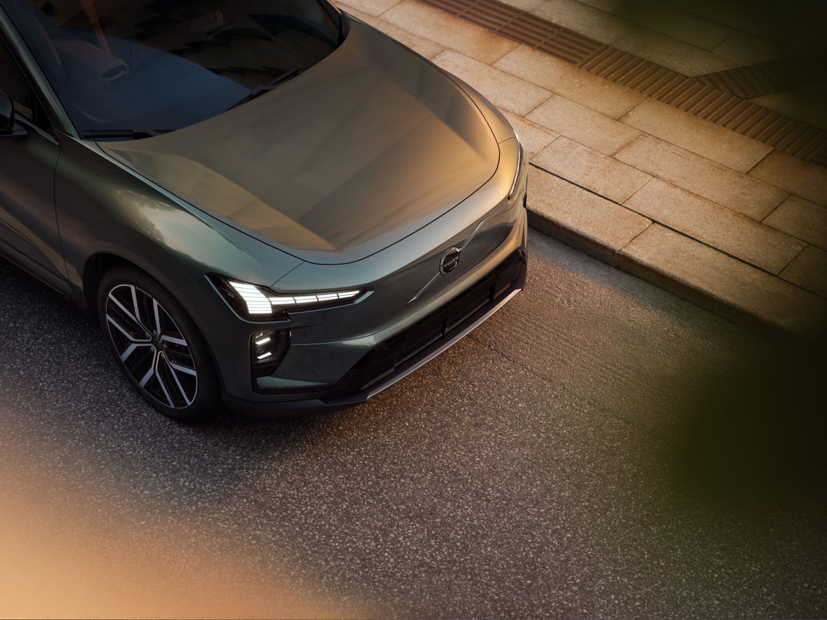 KenGarffVolvo's tweet photo. Check out our stunning new vehicle inventory and elevate your ride today. Your dream car awaits.

Shop now: https://t.co/8AFRssg4uM https://t.co/UolU3b2j8M