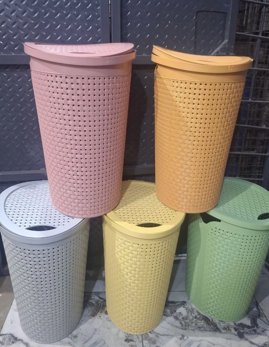 Inzaghi1's tweet photo. @_DammyB_ Plastic Laundry Basket With Lid Design

This hamper can securely hold up to 60 liter of clothes, toys, sports gear, crafting supplies, or linens. 

Its slender and tapered design fits comfortably into various spaces, making it perfect for use next to your washing machine

N13,500 https://t.co/zKp7548d53