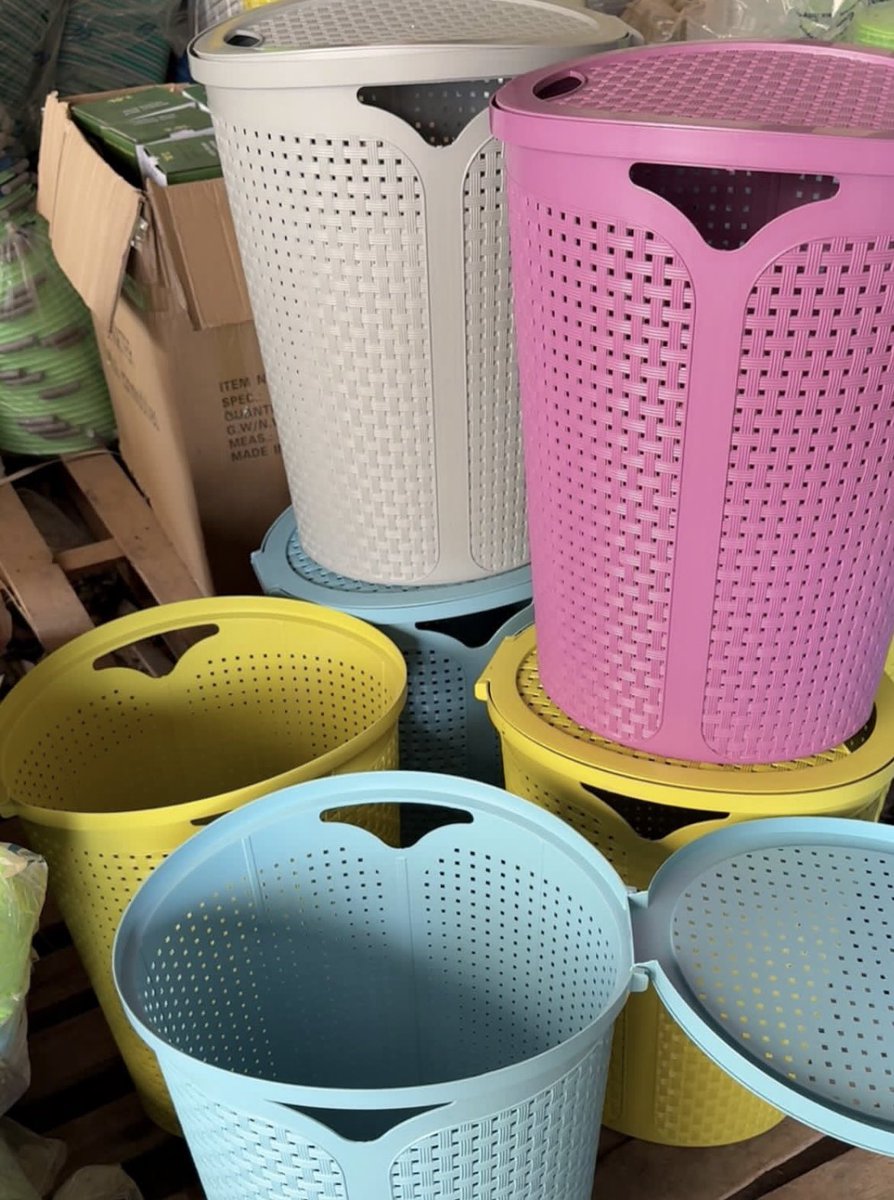 Inzaghi1's tweet photo. @_DammyB_ Plastic Laundry Basket With Lid Design

This hamper can securely hold up to 60 liter of clothes, toys, sports gear, crafting supplies, or linens. 

Its slender and tapered design fits comfortably into various spaces, making it perfect for use next to your washing machine

N13,500 https://t.co/zKp7548d53