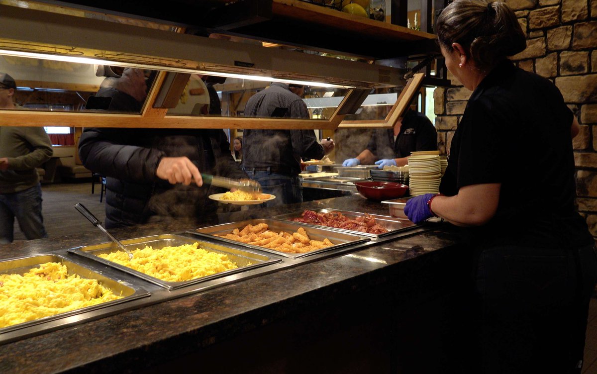 rubysinn's tweet photo. Start your day off right with a complimentary breakfast before heading into the park!
From on-site dining and shopping to comfortable accommodations and helpful staff, Ruby’s Inn makes your Bryce Canyon experience seamless from start to finish. https://t.co/X3w98LZ8Uu
