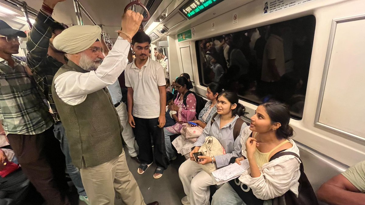 LG Delhi tweet media