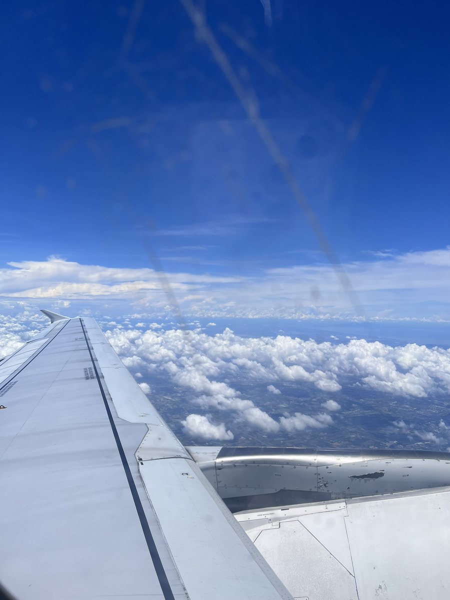 Jfxrwq's tweet photo. 🛫 https://t.co/CW0TC0INu4