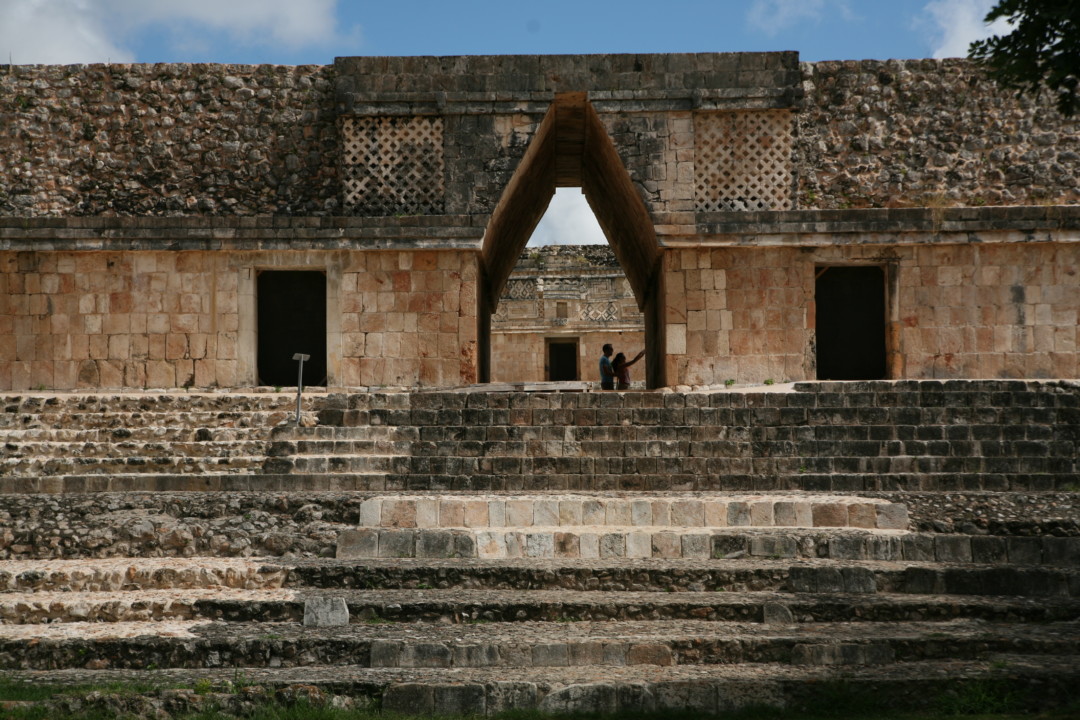 MayAzteque's tweet photo. Une conférence animée par Juan Casares Lopez, guide national au Mexique et conférencier en France et dédiée à la civilisation maya se déroulera le samedi 23 mai à Bordeaux

➡ https://t.co/KYpMI1Pgru https://t.co/O4JyRiOq29