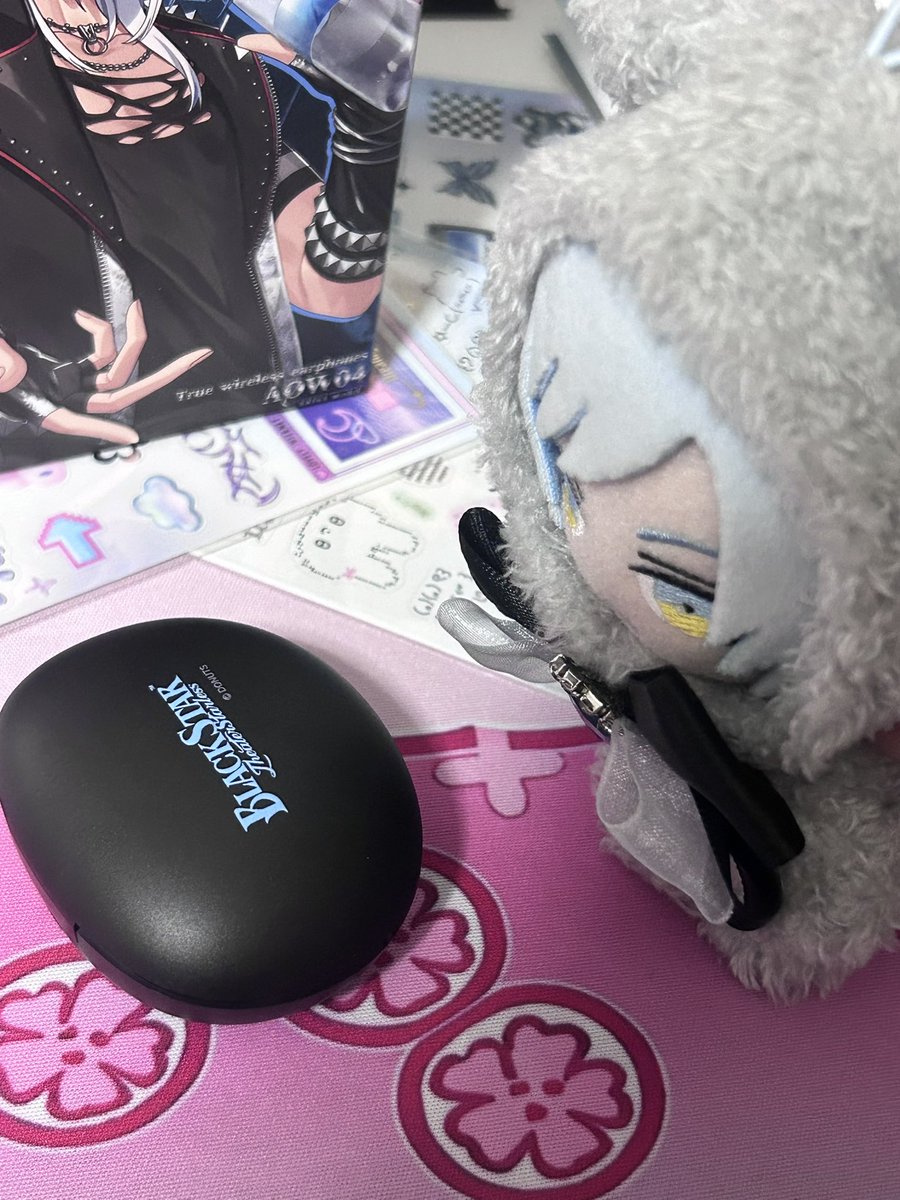 さと tweet media