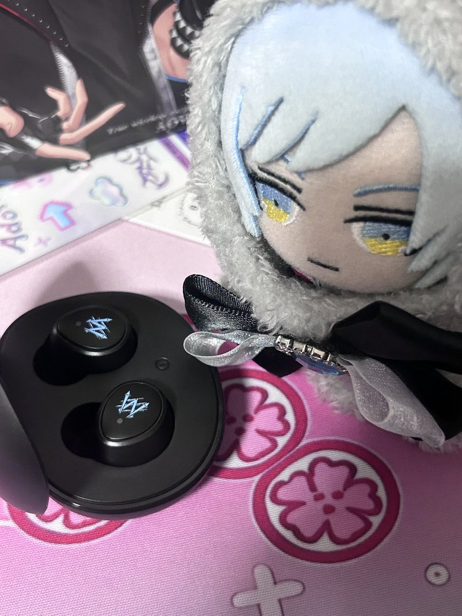 さと tweet media