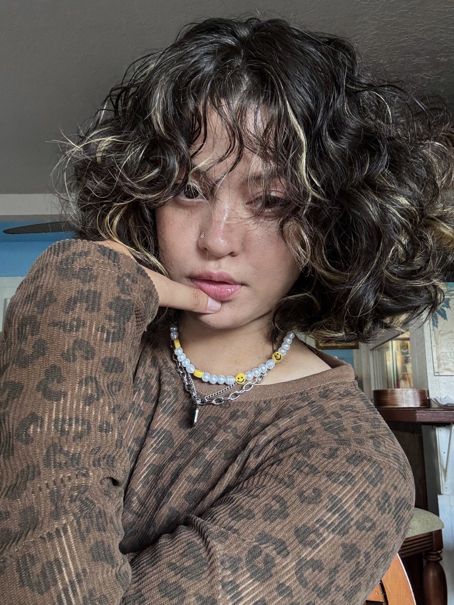 Kels ᵕ̈ is :( tweet media