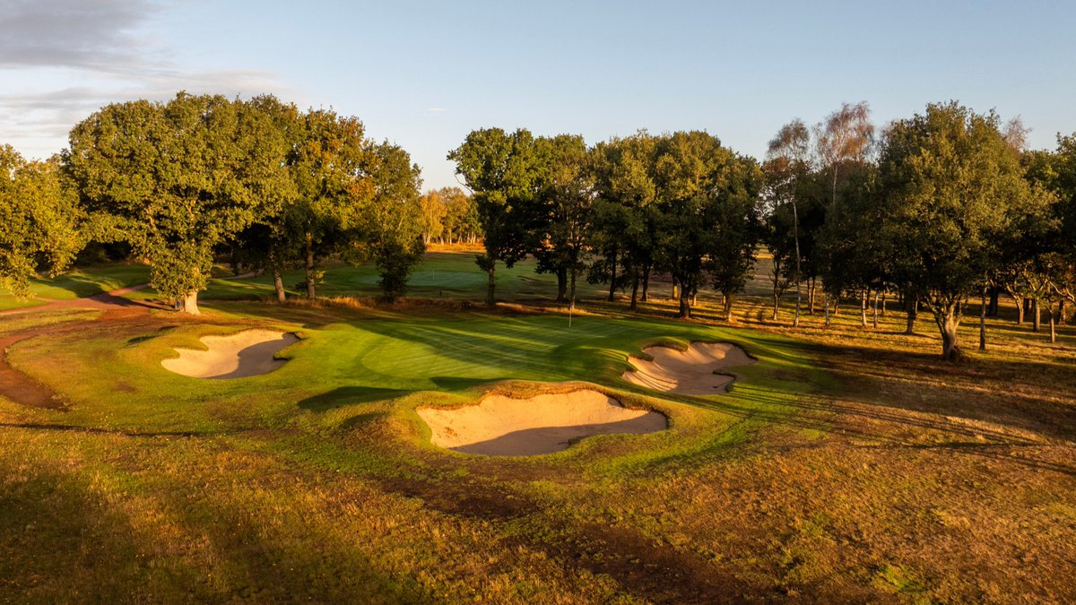 whgc1886's tweet photo. Measuring just 139 yards, our eleventh is our shortest par three on the course. Yet, it remains quite formidable. Here is every angle. https://t.co/I7DmlBJoS8