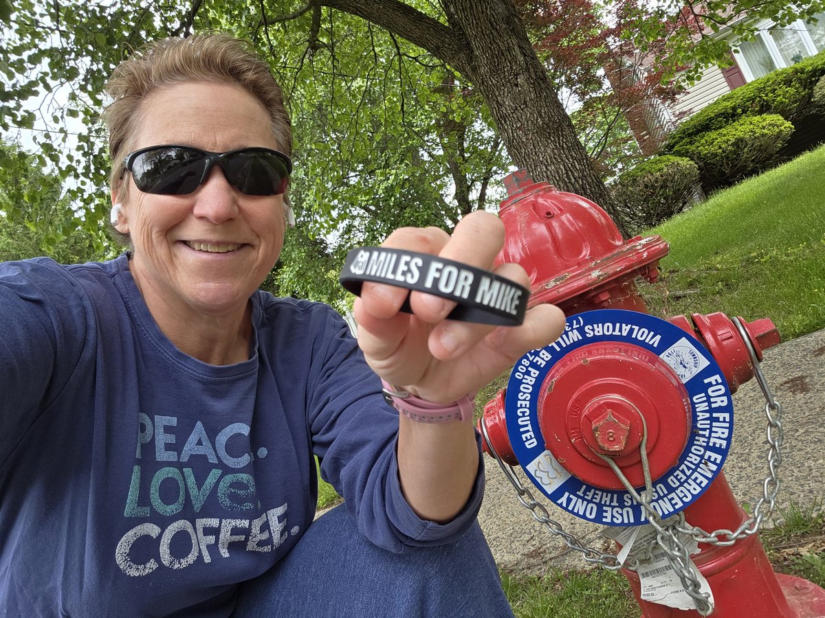 julesdaigle67's tweet photo. Weekly #firehydrant5k w #milesforMike and @SoldierSuicide https://t.co/sVii2ZdeQx
