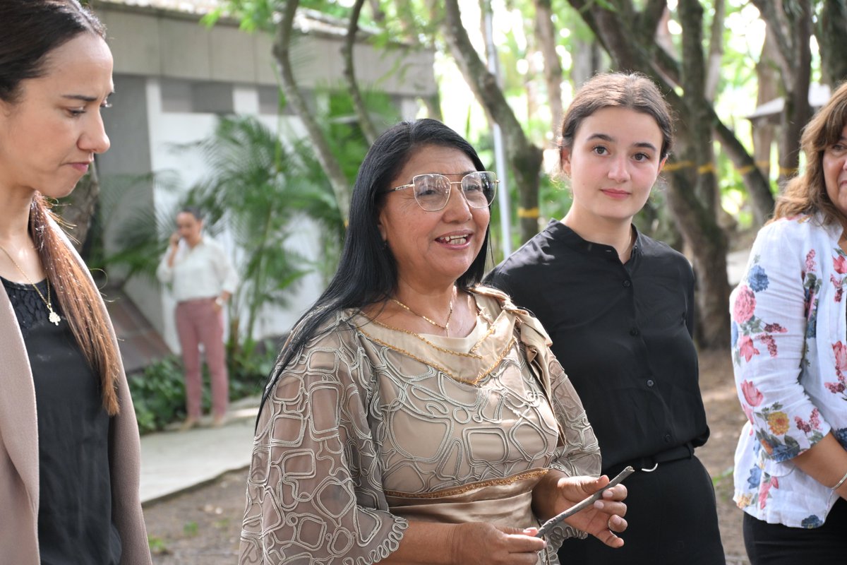 FAO_Colombia's tweet photo. 🤝 Durante la jornada, los países con implementación de SCALA (Costa Rica, Colombia y Argentina) comparten experiencias y aprendizajes para acelerar las Contribuciones Determinadas a Nivel Nacional (NDC) y los Planes Nacionales de Adaptación (NAP). 

#SCALAprogramme https://t.co/COsvyQFVff