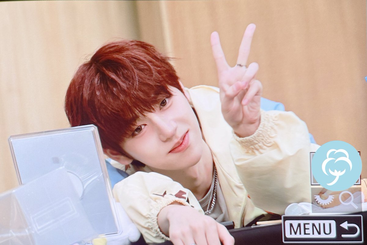 Feather Yun tweet media