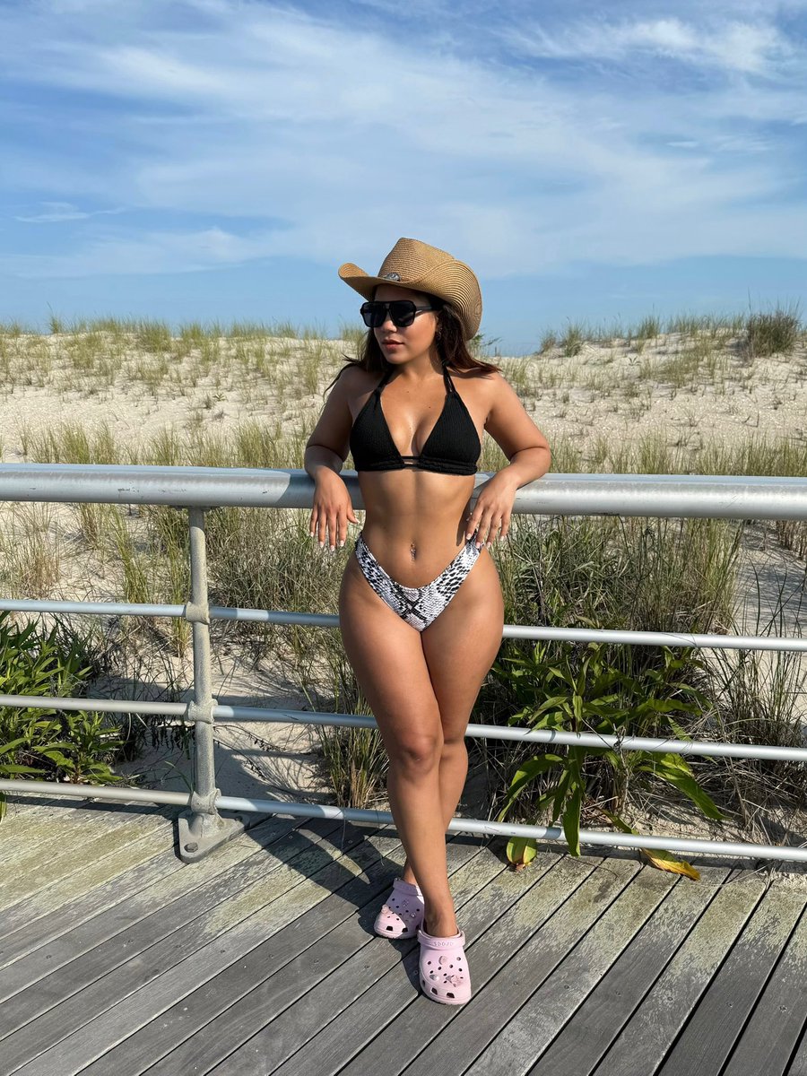 Mariah🫦 tweet media