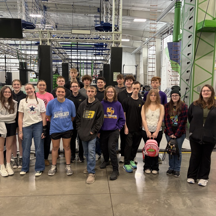 MPAthDir's tweet photo. HS freshmen and sophomores enjoying their reward for increased scores in Reading and Math this school year! Congratulations! https://t.co/niWSEZbkpy