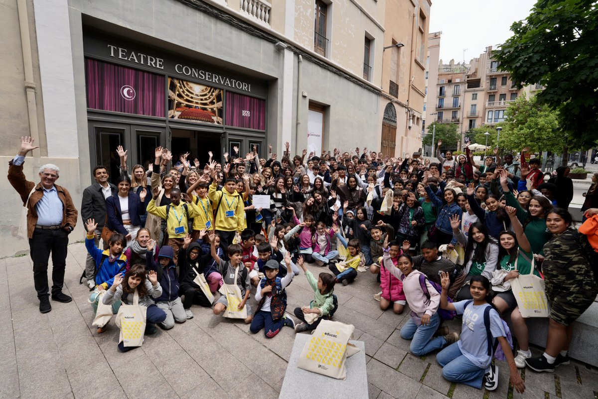 programaeduCAC's tweet photo. 📣Després d'una jornada intensa al Teatre Conservatori de Manresa, ja tenim els guanyadors dels #PremiseduCAC2026
Si voleu conèixer els seus projectes, visiteu el web de l'eduCAC!  
Moltes gràcies a tots els qui heu participat, i el curs vinent, més 🤗
🔗https://t.co/eeGbAF1Vku https://t.co/u0eaqGnzMI