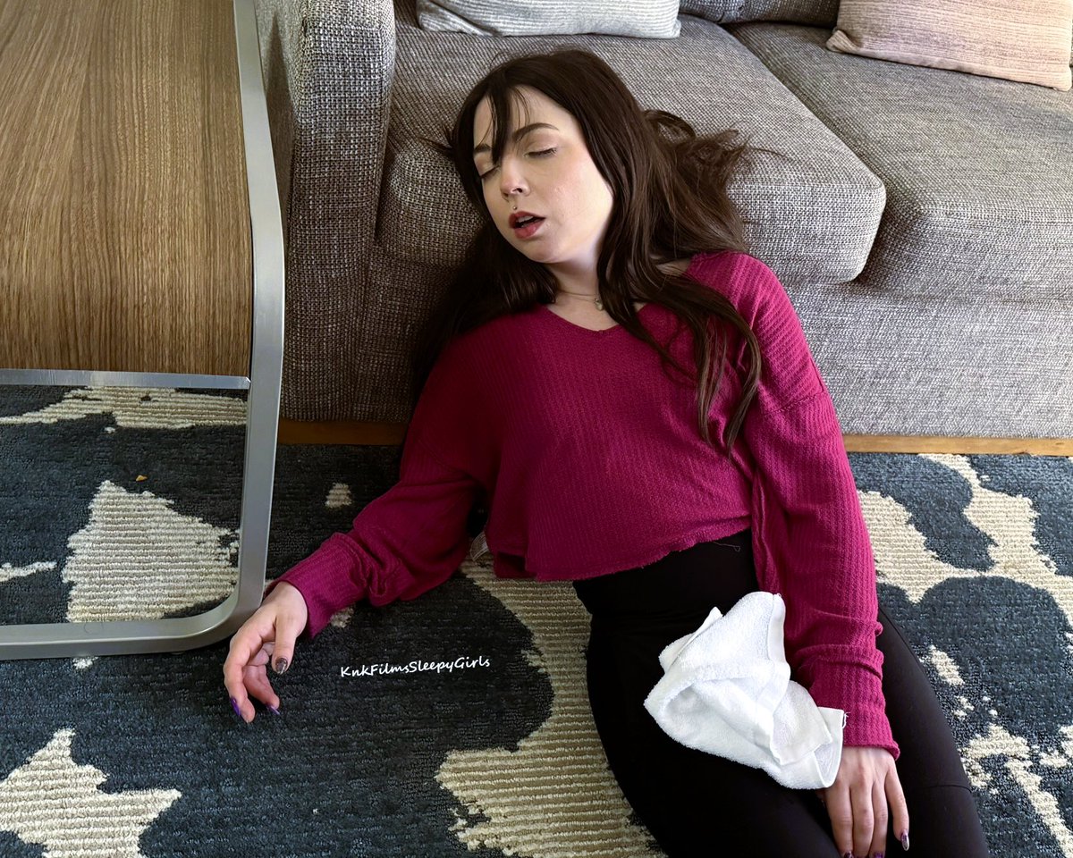 knkfilmsstudio's tweet photo. “Sleepy Showcase: Ava” is content 1 for May! Video + Photoset with this cute, sleeping beauty. Out 5/17. Link in bio.
#sleepy #sleepygirls #fetish #sleepyfetish #chloroformed #knockedout #chloroformedgirl #outcold #zzz #unconscious #sleeping #sleepingbeauty #damsel #limp https://t.co/OrIFOh9d38