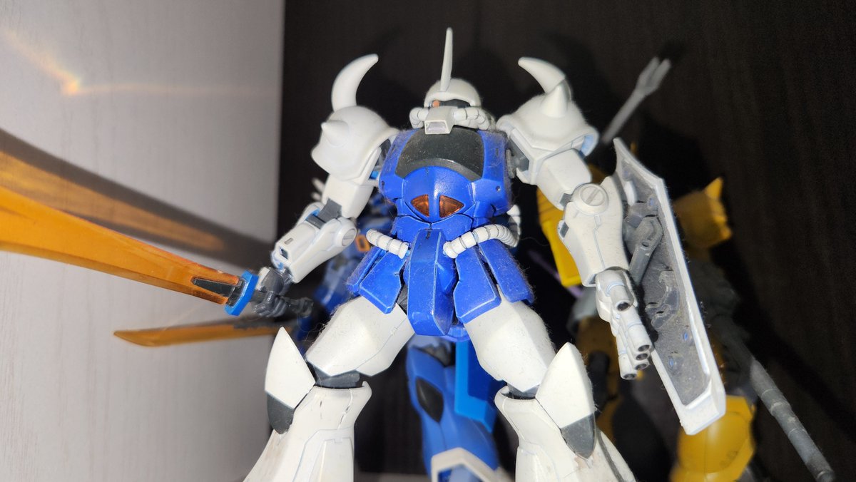 ハチの青春(自作) ボクの数年前に作ったガンプラ見てください