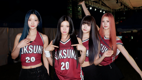 pannchoa's tweet photo. Girl group Cosmosy gaining popularity through university festival performances?
https://t.co/n0p3bgD2D6 https://t.co/9a5Q6EoULF