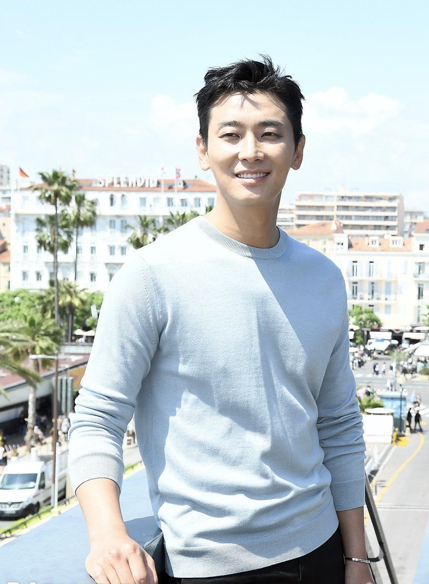 jujihoonthinker's tweet photo. happy birthday beautiful angel 🎂🤍

#HappyJuJiHoonDay 
#해피주지훈데이 #jujihoon #주지훈 https://t.co/7b3jqE7edr