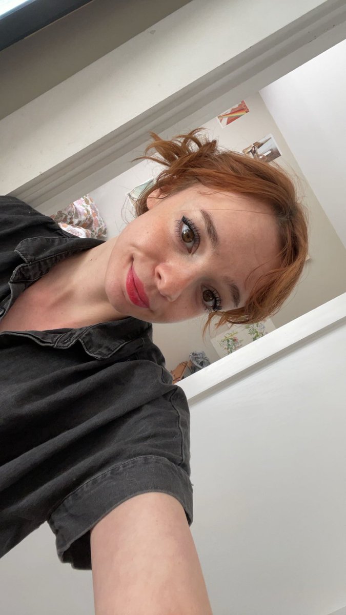 emmyspeens tweet media