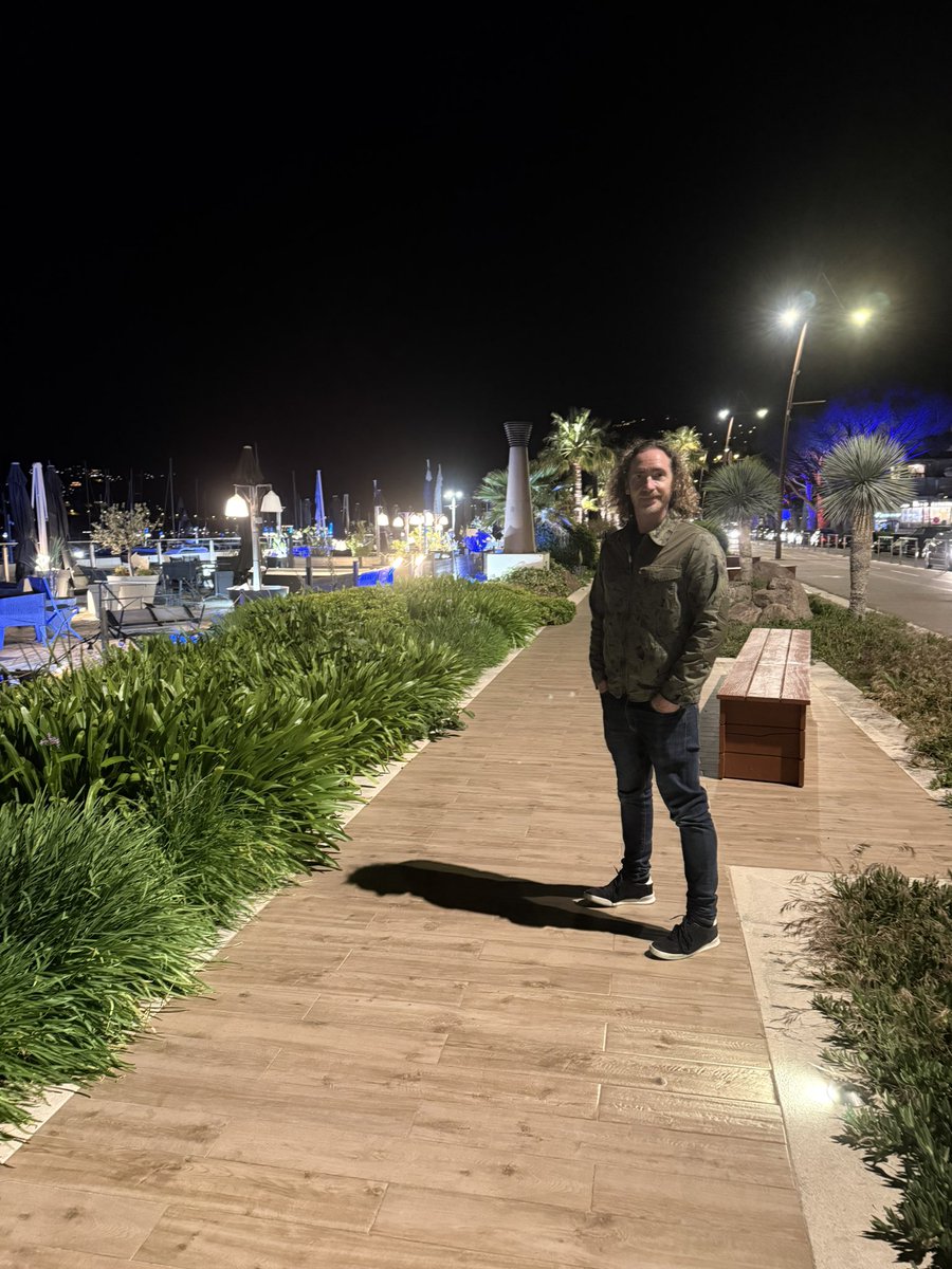 batesyab's tweet photo. Arrived yesterday in Cannes for the film festival! Invited to the BBC Studioworks party tonight! Glorious weather, fabulous location and our accommodation has a lovely river and harbour view! 😎💃 https://t.co/DkU0vuR9ua