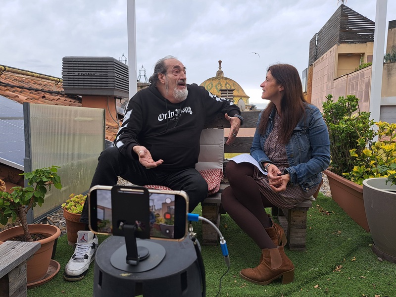 Fund_Mercedaria's tweet photo. Hoy hemos recibido de Dani el Rojo, q ha pasado por la Fundación para vernos y conversar sobre la cárcel, la reinserción y las segundas oportunidades.
Una entrevista directa, humana y llena de reflexiones que no dejarán indiferente a nadie.
Pronto podréis verla en nuestras redes. https://t.co/sepVcl9wJI