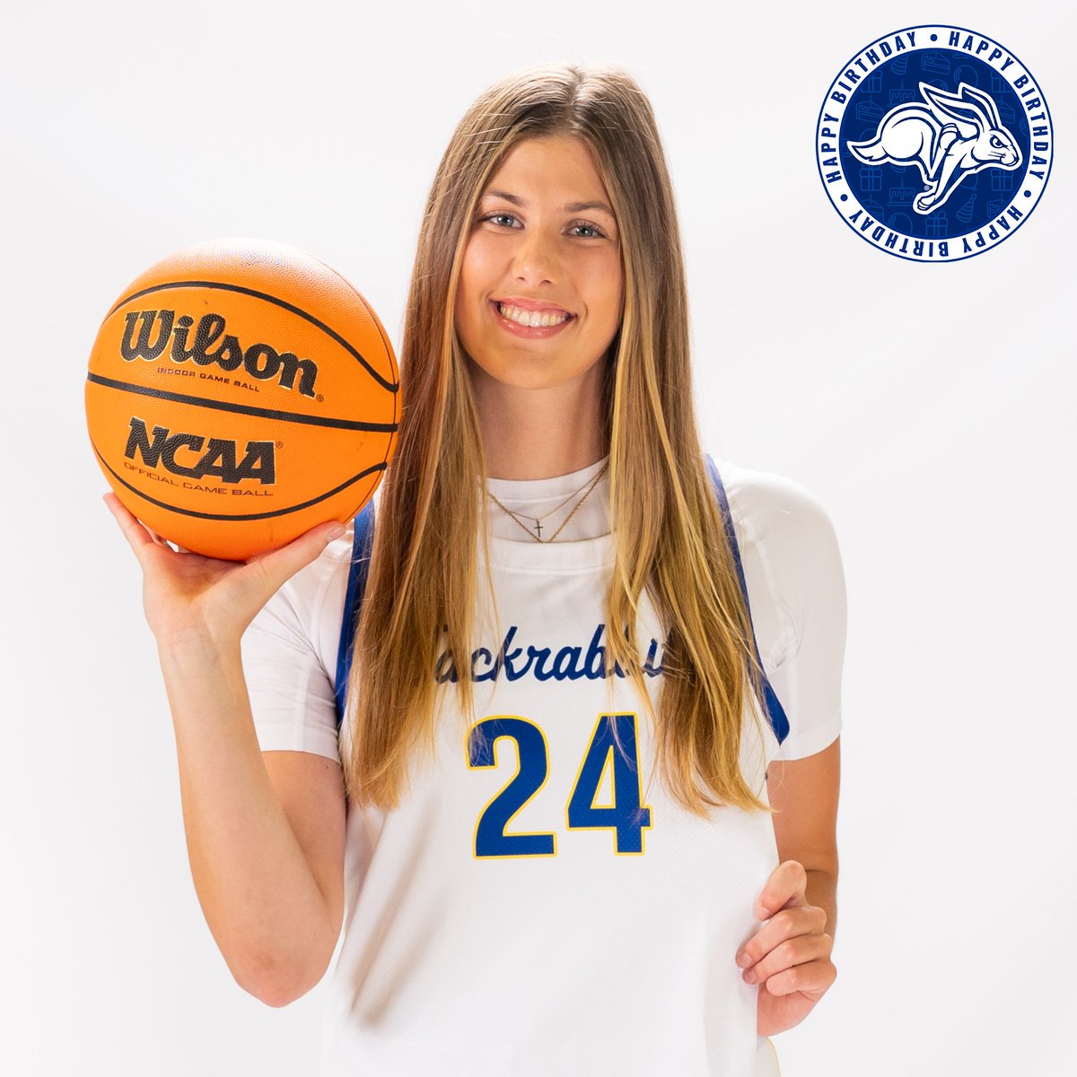 GoJacksWBB's tweet photo. Wishing a very happy birthday to Maggie Hartwig! 🎂

#GoJacks 🐰 https://t.co/g0XWWHeg5w