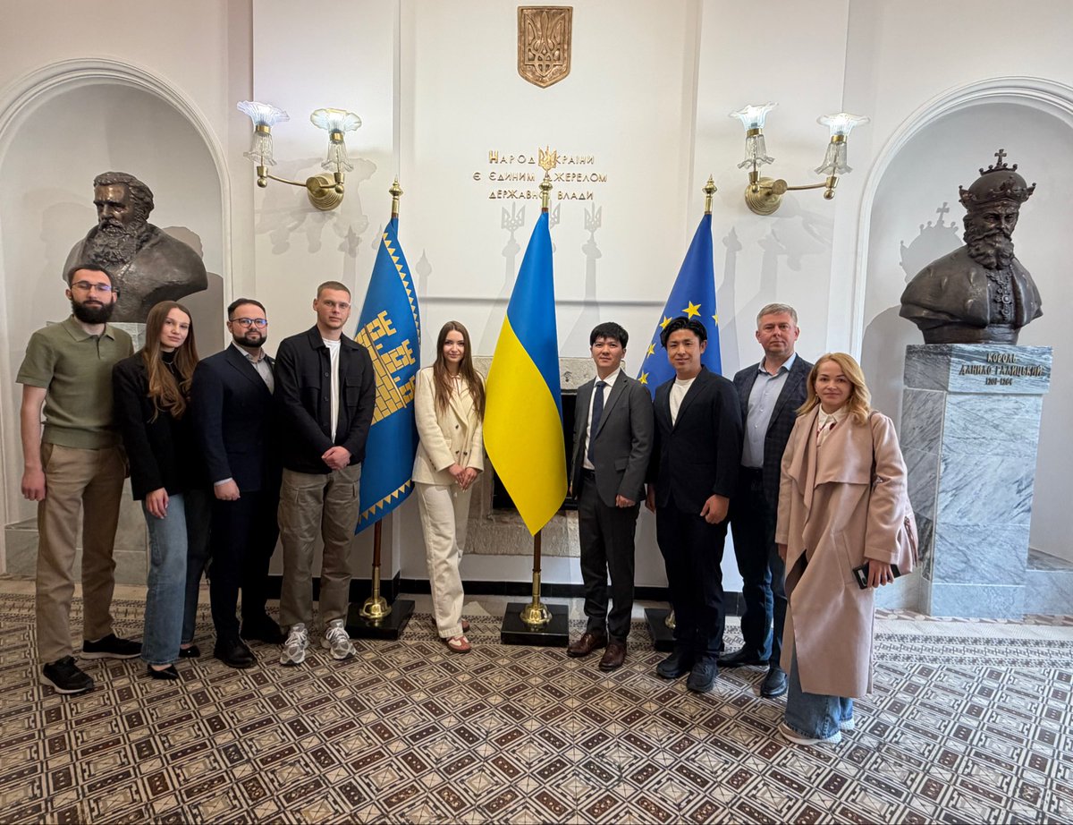 Gis_Point's tweet photo. 3 days. 3 levels of dialogue. Western Ukraine 🇺🇦🇯🇵
With Eukarya Inc., GIS-Point delivered a working program across community, region &amp; university-showcasing a live 3D digital twin of Horodok city.
Not a concept. A functioning municipal model.

#GISpoint #DigitalTwin #3DModelling https://t.co/qqsa2unzzi