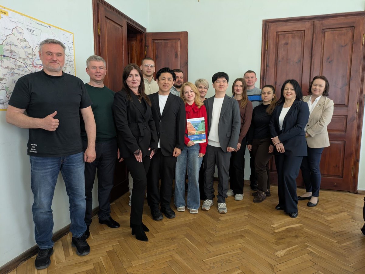 Gis_Point's tweet photo. 3 days. 3 levels of dialogue. Western Ukraine 🇺🇦🇯🇵
With Eukarya Inc., GIS-Point delivered a working program across community, region &amp; university-showcasing a live 3D digital twin of Horodok city.
Not a concept. A functioning municipal model.

#GISpoint #DigitalTwin #3DModelling https://t.co/qqsa2unzzi