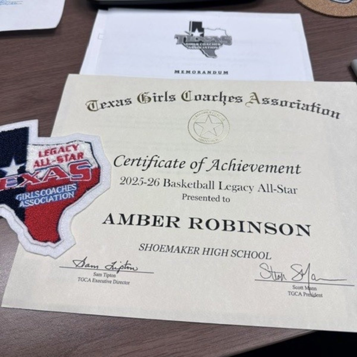 ShoemakerGBB's tweet photo. We love celebrating our amazing, high achieving Lady Grey Wolves.

Amber Robinson has been selected as a TGCA Legacy All Star, selected by the Texas Girls Coaches Association to recognize her achievements as a graduating senior.

Congratulations Amber!!!!🏀📚
@Amber34Robinson https://t.co/AHTKSn1ZzG