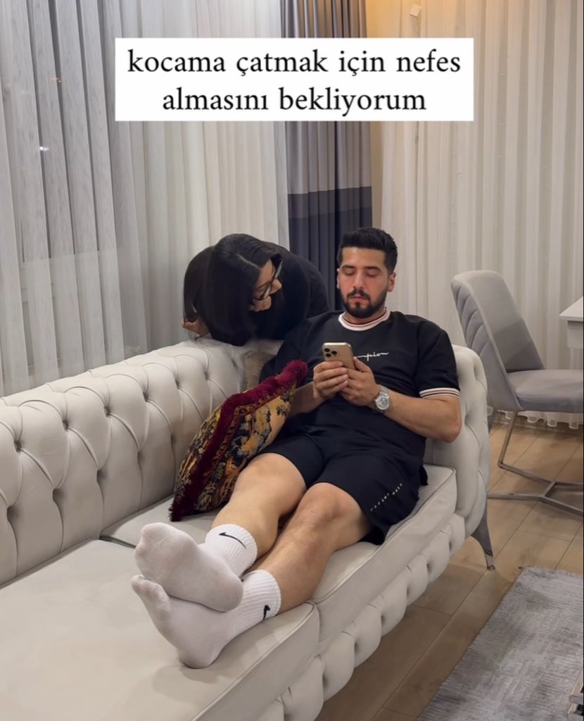 Türk_ünlüayak tweet media