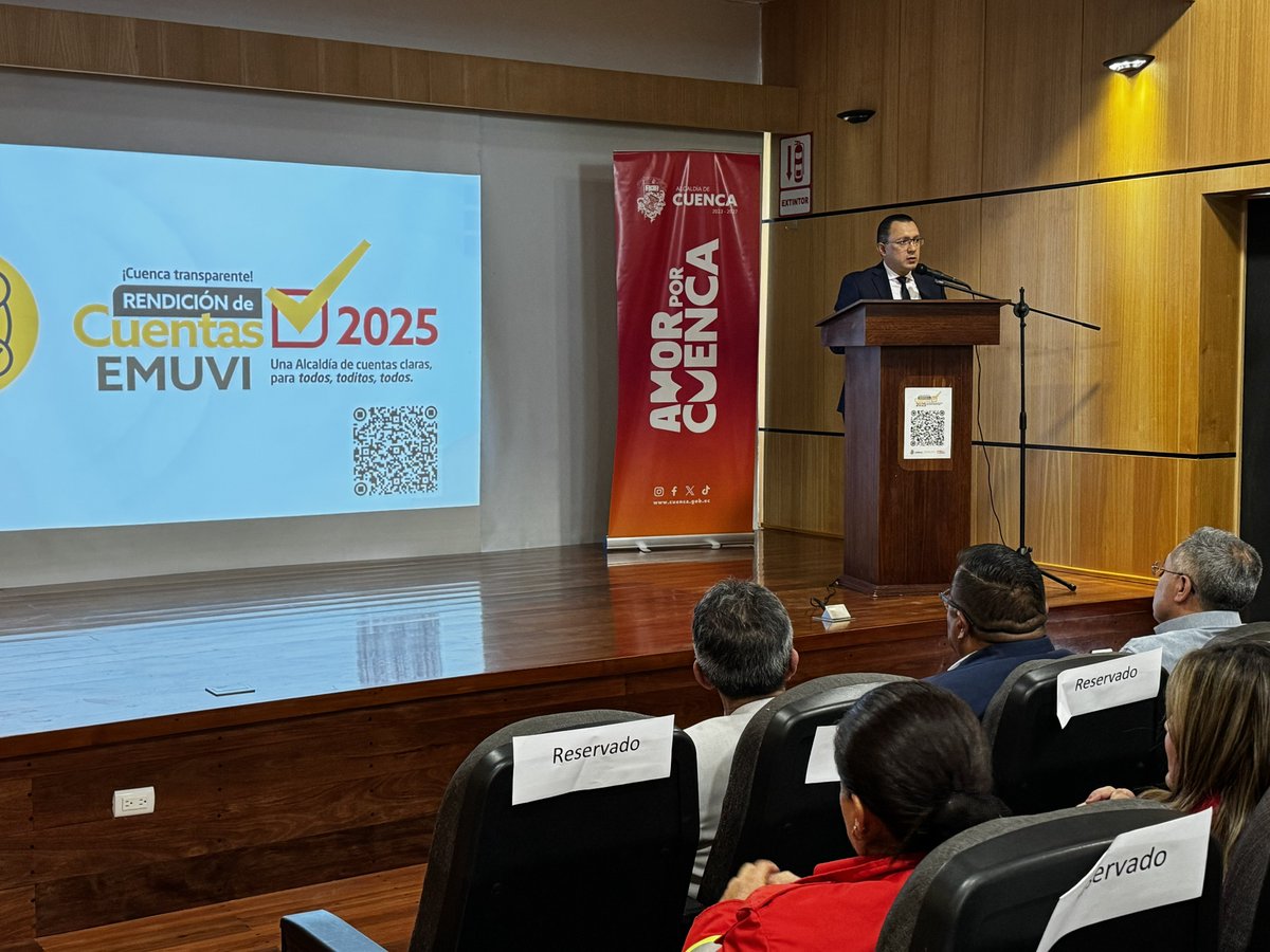 EMUVI_EP's tweet photo. ¡Seguimos trabajando con transparencia y compromiso por Cuenca!🏠

✅Entrega de viviendas a familias cuencanas.
👷‍♂️Avances para el proyecto Río Amarillo.
📝 Gestión de predios en San Miguel de Putushí.
👩‍💼51 procesos de contratación pública.

#AmorPorCuenca.❤💛

@czamoramatute https://t.co/CAioiUVMY4
