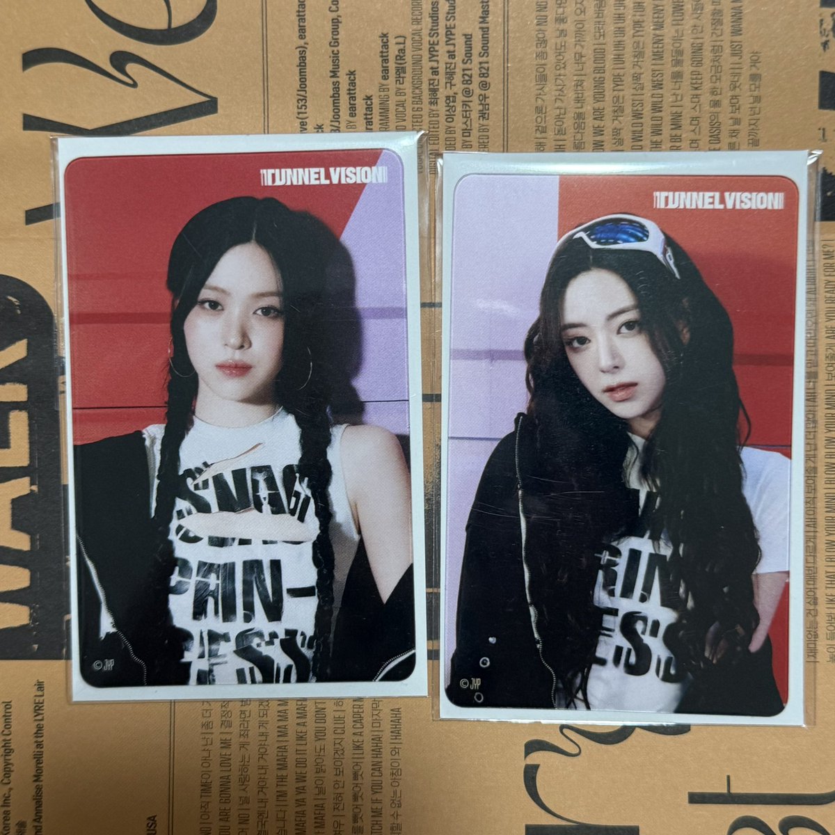 outside_glasses's tweet photo. itzy tunnel vision オフラインくじ 交換 トレカ

譲　イェジ　チェリョン　ユナ

求　ラントレ→リア 👑優先、過去ラントレとも交換可
　　クリアトレカ→アップのイェジ、チェリョン

#itzy交換 #itzyトレカ交換 https://t.co/HCjyTzDU2D