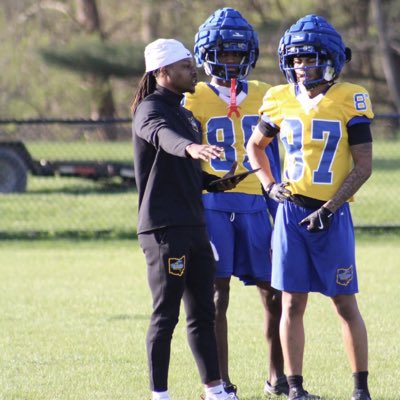 CoachDCherry4's tweet photo. #RACBOYZ https://t.co/Mg36TGgZhp
