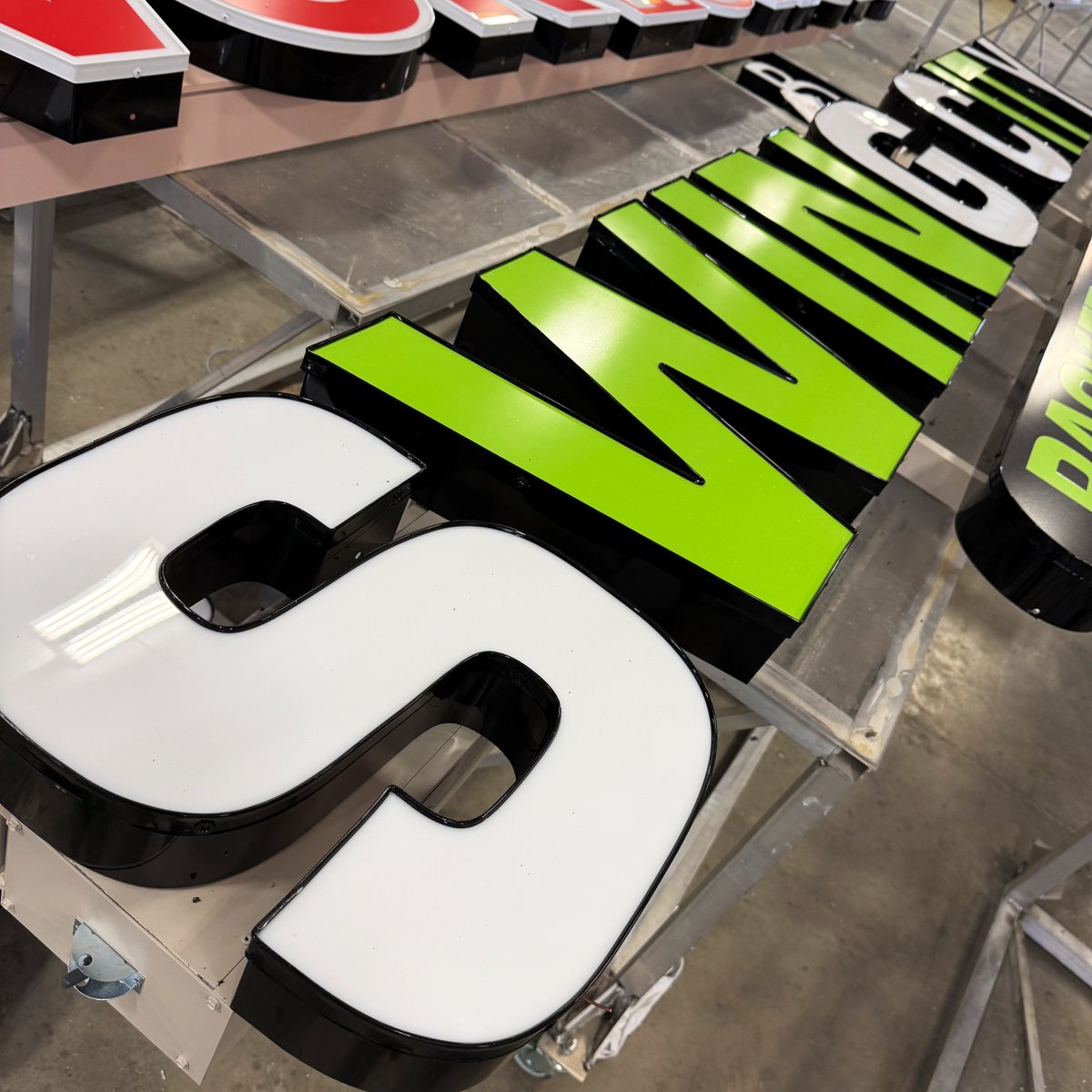 SignFabInc's tweet photo. What’s been the biggest challenge on your projects lately?
Lead times? Costs? Design limitations?

Reach out anytime: https://t.co/souImjVrhE
#SignIndustry #SignFab #LetsTalk #CustomerSupport #WholesaleSigns https://t.co/cRs2WG2e9O