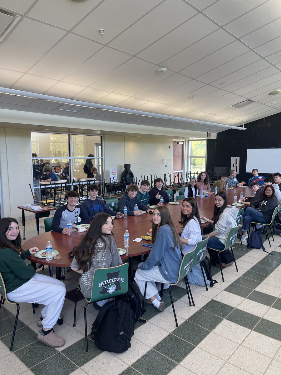 AHS_DrPach's tweet photo. Huge shoutout to Mrs. Sferra for organizing our Day In The Life for our future @ExcelTECC students! They visited their future programs and are feeling excited for next year!! #unitedgreenmen @DrPMilcetich @ACSD_MH @GreenmenGO @torresv4msu @AHS_SeanBaker https://t.co/UhzxHd7bPr