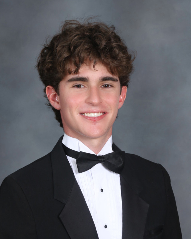 CCSDConnects's tweet photo. CCSD has four winners of the $2,500 National Merit Scholarship this year: 

Academic Magnet High School
Mateus Guimaraes
Ella Kate Heichelbech
Daniel Huang

Wando High School
Maxwell Jacob Winters

Read more here: https://t.co/bvoVztnqWq https://t.co/dc1Yp9HpSt