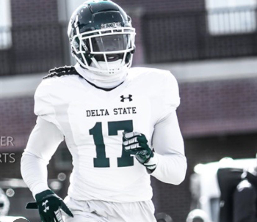 JeremiahF17650's tweet photo. Blessed to receive an offer from Delta State University 🙌🏾! @Ryoung11_ https://t.co/tlkY5aosQf