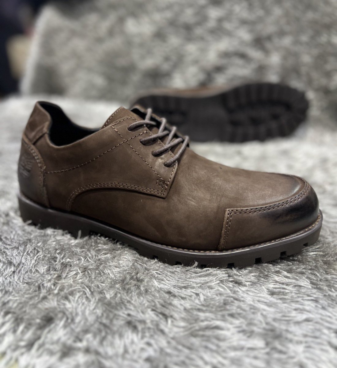 Naberz shoes tweet media