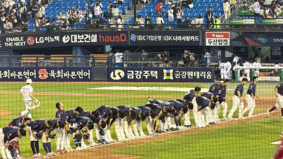 odi_931's tweet photo. 직관승률 1♡♡%
롯데자이언츠 사랑할지도? https://t.co/ynqLc1shW0