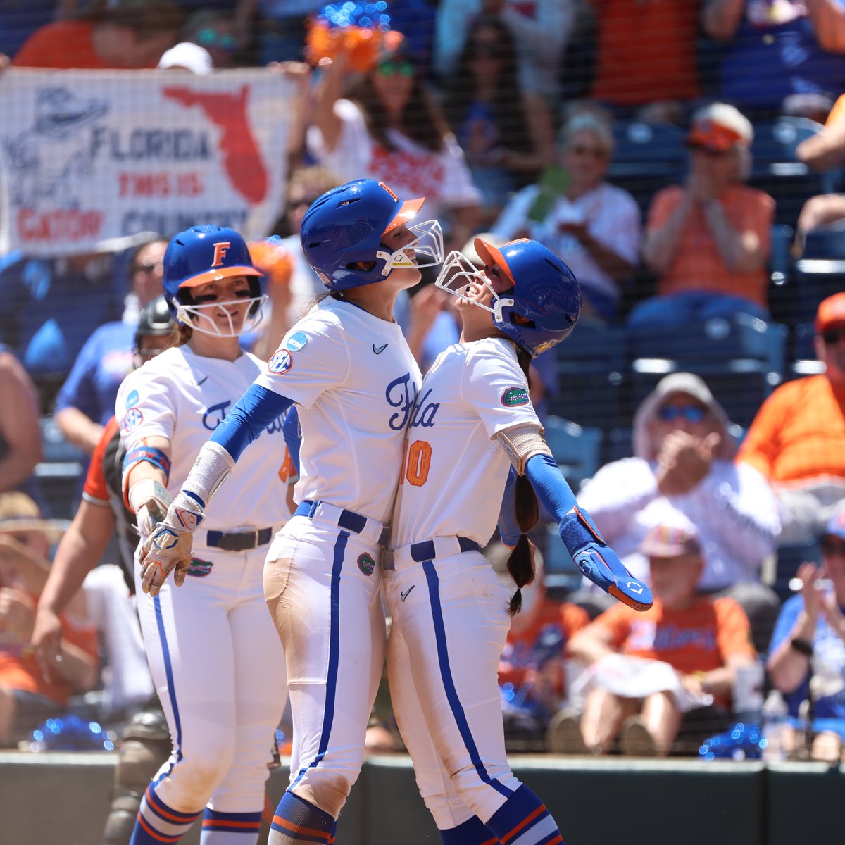Gators Softball tweet media