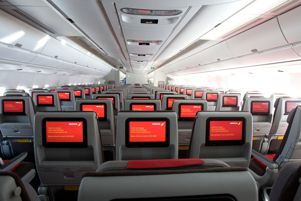 AviacionGYE's tweet photo. #GUAYAQUIL: Iberia traería el Airbus A350-900 a Guayaquil desde el 4 de junio, reemplazando al A330-200 que opera actualmente la ruta MAD-GYE. Cambio sería temporal por el mes de junio. Suma Premium Economy, 60 asientos más por vuelo y 25% menos consumo. https://t.co/3HLHyUEgon