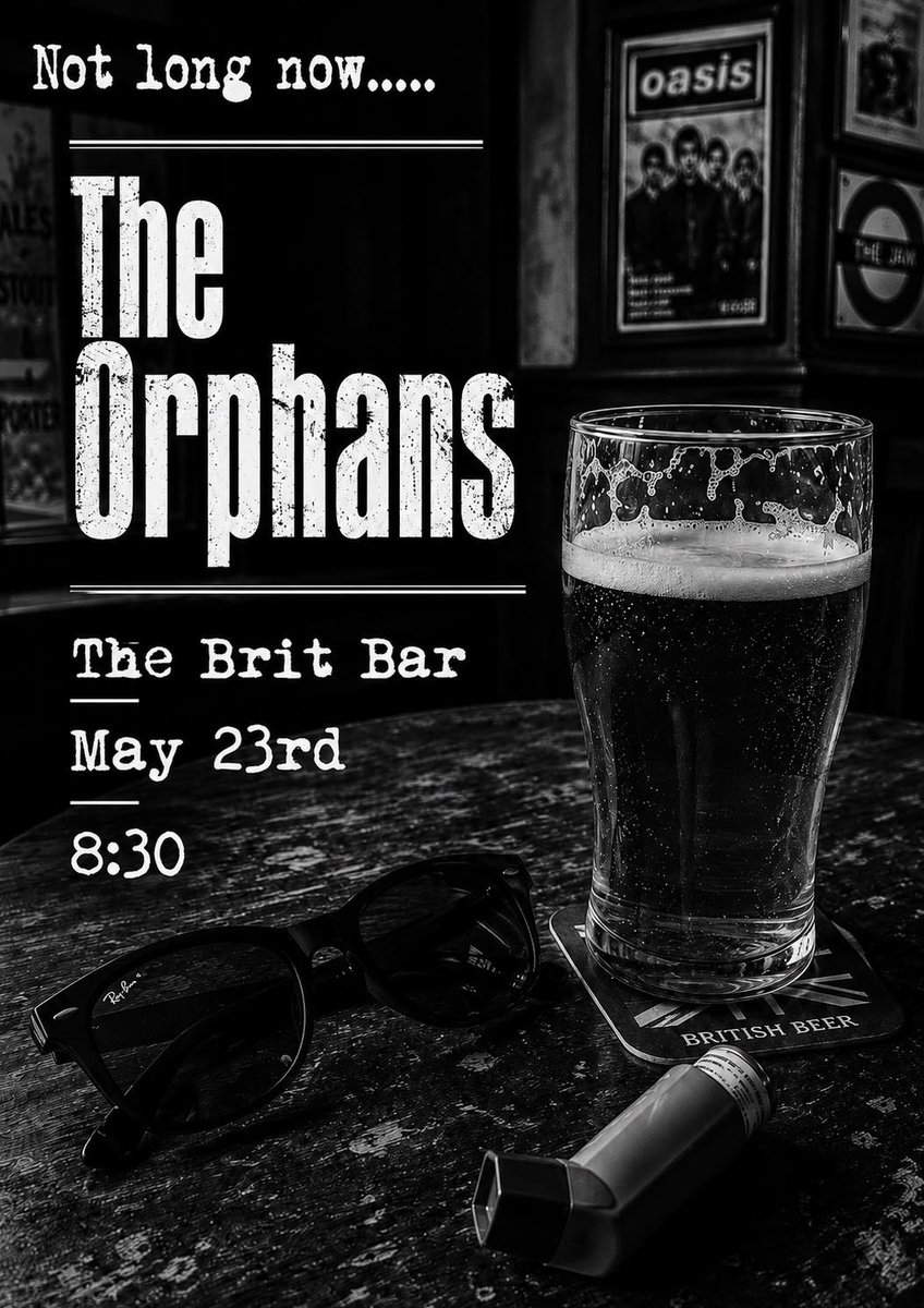 thebritbar's tweet photo. These guys are back together after a 10 year break! https://t.co/1av0WYSkTu