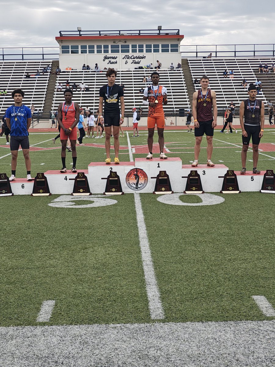 CoachTurner363's tweet photo. Congratulations to @daedaeTooshifty on winning the state championship in the Long jump 22'4. #CADES #TROJANNATION https://t.co/EPcZADPVnm