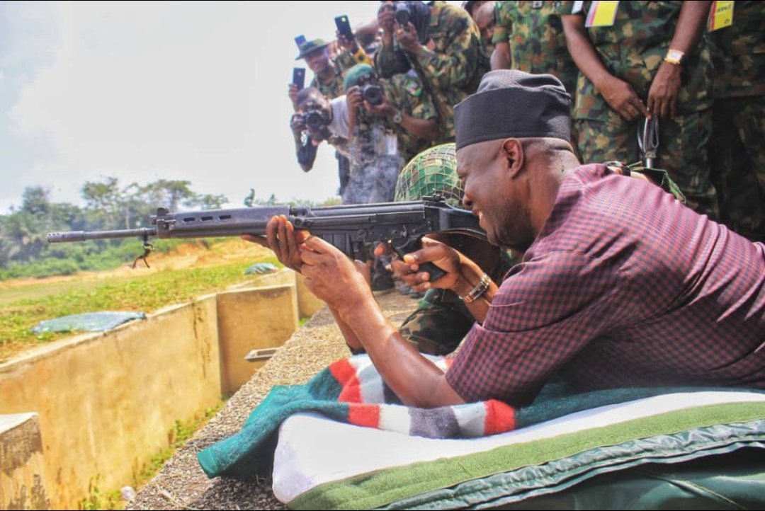 de_generalnoni's tweet photo. With Seyi Makinde our insecurity ends….
Your candidate fit hold Ak?? 😁
Makinde or nothing 😭😭 https://t.co/jf9DGZMWHt