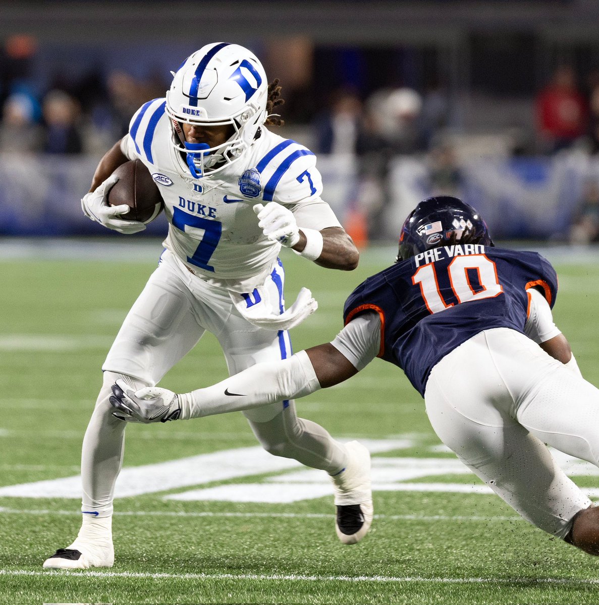 NCAAFNation247's tweet photo. ● WR Spotlight ●

Que'Sean Brown

Duke ➡️ Virginia Tech

• The Hokies went out and grabbed an experienced veteran in the Portal in Brown. Last season he helped lead Duke to an #ACC Championship and he's a pass catching machine. In his career he's caught 107 passes for 1,310 yards 7 Touchdowns averaging 12.2 ypc. He's also a threat as a Punt Returner with 349 Punt Return yards 1 TD.